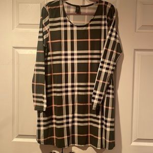 Soft checkered design dress